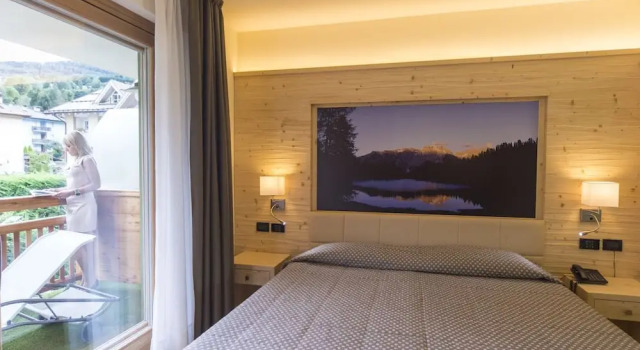 Номер Standard Alpholiday Dolomiti Wellness & Family Hotel