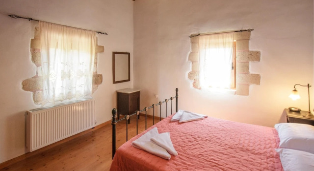 Коттедж с 2 комнатами Traditional Elegant Cretan Mansion