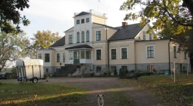 Nygårds Herrgård Bed & Breakfast, Rezervați Hotel Monsteras Kalmar