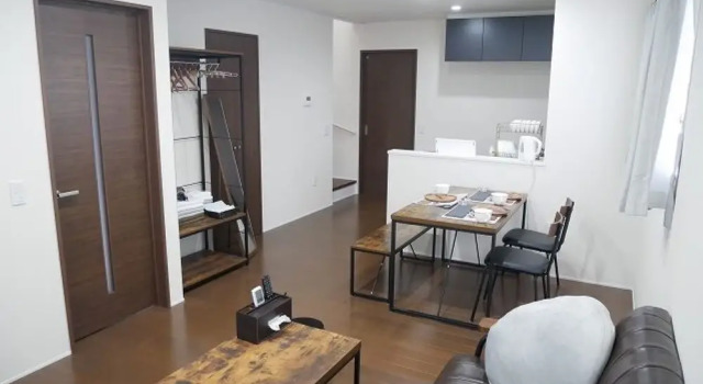 Nagayama Whole Apartment, Varaa Huoneisto Hotellit Hokkaido pysäköinnillä, Pysäköinti