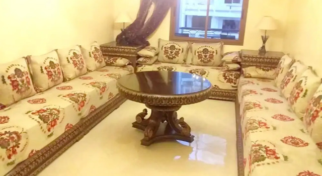 Apartment With 2 Bedrooms in Tanger, With Shared Pool, Enclosed Garden and Wifi, Rezerwuj Apartament Hotele w Tanger-Tetouan z parkingiem, Parking