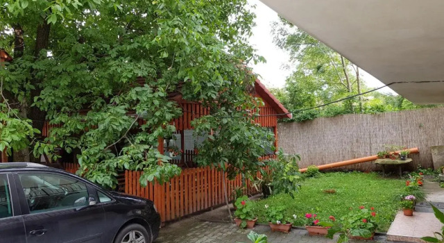 Двухместный номер Standard с видом на сад Gold Fayen House