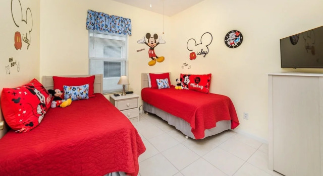 2233 Wyndham Palms Way, Buchen Sie Ferienhaus Hotels in Four Corners mit Pool, Schwimmbad