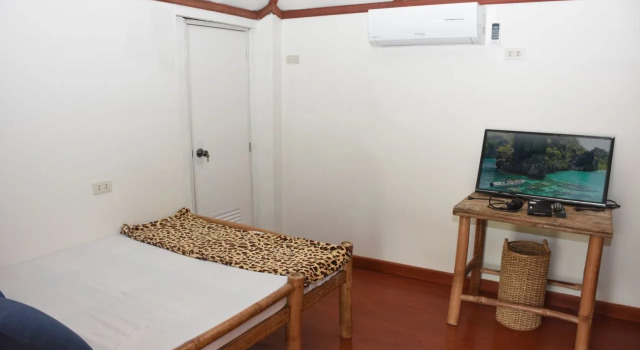 M Rishon, Rezervovat Hotel San Luis Luzon