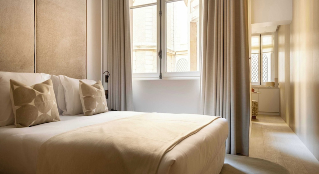 Luxurious Astorg Residence, Забронировать Апарт-отель Париж Иль-де-Франс, рядом с Theatre de L'Athenee Louis Jouvet