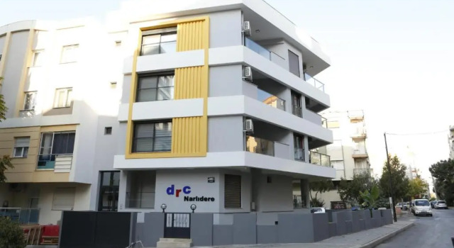 Comfortable and Modern Suite with Balcony in Narlidere, Izmir, Rezervovat Hotel Narlidere Aegean Region
