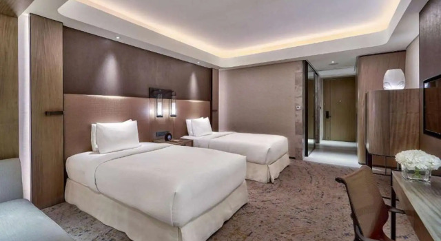 Двухместный номер Deluxe с видом на залив Conrad Manila
