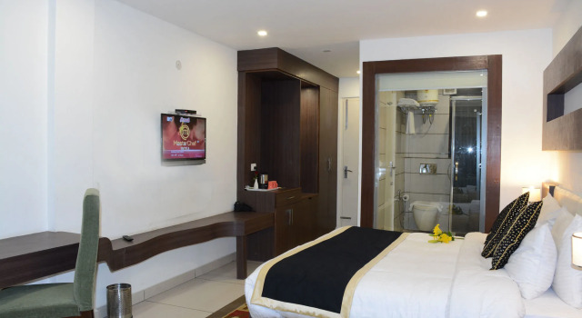 Regenta Resort Exotica Dharamshala on Hilltop, Забронировать Курортный отель Отели Дхармсала с завтраком, Завтраки