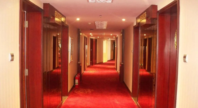 Luoyang Yingtianmen Xinyuan International Hotel (Luoyi Ancient City), Rezervovat Hotel Lao Cheng 