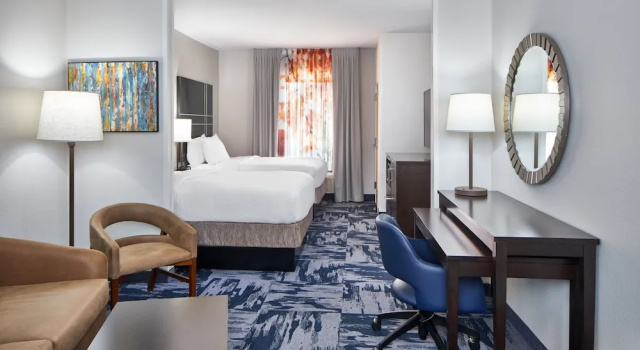 Студия Fairfield Inn & Suites by Marriott Gainesville