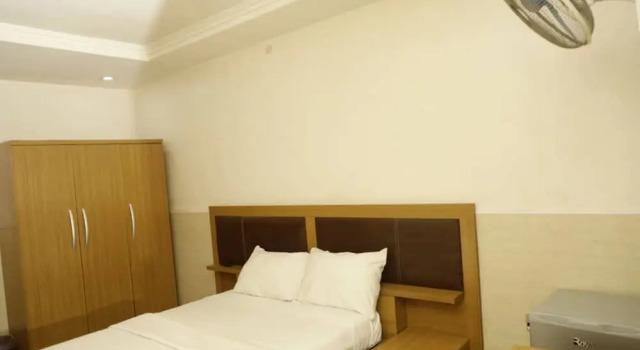 Camera Deluxe Calbert lodge Abuja