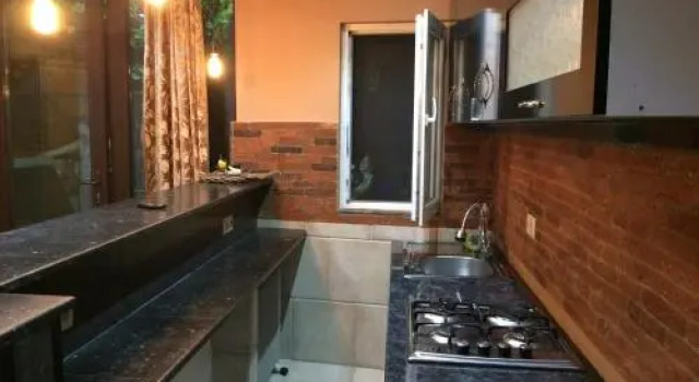 Onehouse, Prenota Hotel Tbilisi Tbilisi Region