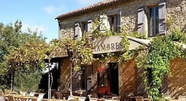 Logis LAuberge de Larressingle, Buchen Sie Hotel SPA-Hotels in Larressingle, SPA