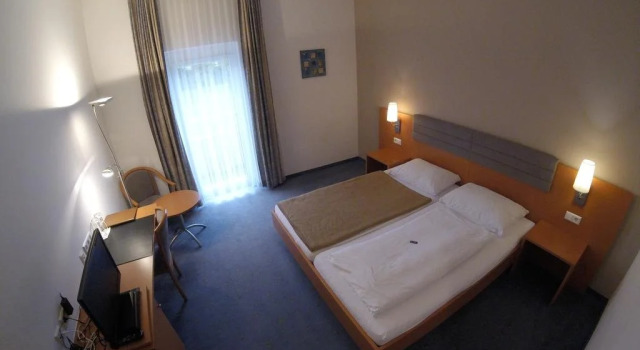 Frühstückspension Winter, Rezervați Hotel Hoteluri de 3 stele în Region Graz, 3*