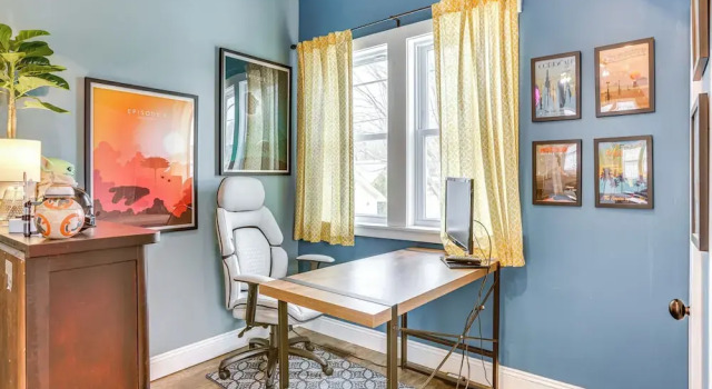Close to Trails & Town! Artsy Apt in Frankfort, Book Lejlighed Lejligheder i Michigan, Lejlighed
