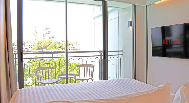 Двухместный номер Superior с балконом и с видом на реку The Quarter Chaophraya by UHG - Riverfront Hotel, Walk to ICONSIAM