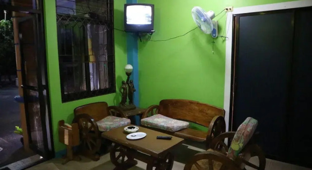 U & Me Apartelle Inn, Buchen Sie Pension Alaminos 