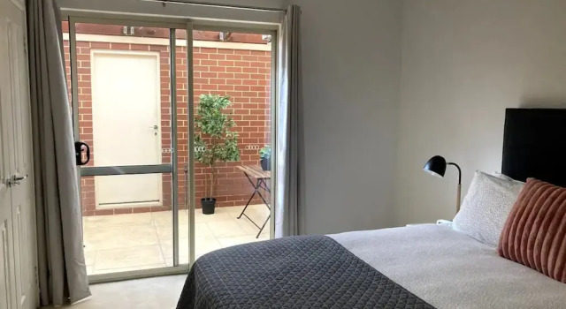 Modern 2 Bedroom Apartment in Perth