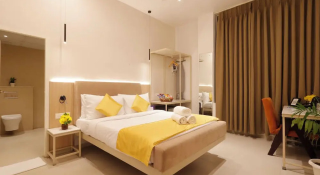 Номер Executive с балконом HOTEL VARUNA