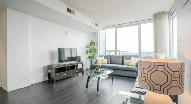 Апартаменты с 3 комнатами Heaven On Baltimore Downtown Fully Furnished Apartments