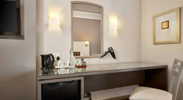 Четырёхместный номер Standard Protea Hotel by Marriott Midrand