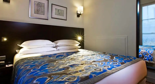Номер Comfort Hôtel Paris Louvre Opéra