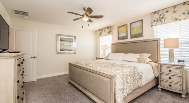 4813cs 4 Bedroom Townhouse by Redawning, Varaa Hotelli Hotellit Kissimmee pysäköinnillä, Pysäköinti