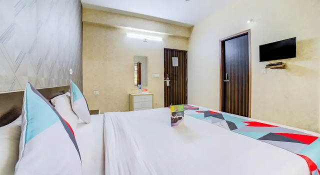 OYO 10226 Hotel 7 Sandz