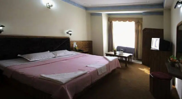 Hotel New Shivalik, Забронировать Отель Отели Манали с парковкой, Парковка