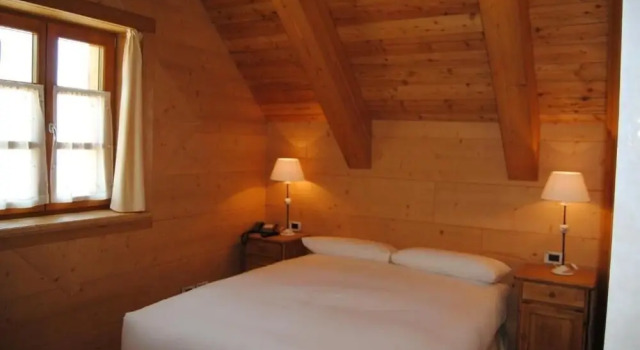 Baita Goles, Rezervasyon Otel Sùtrio Carnia