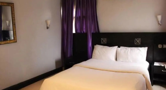 Номер Executive The Hedge Suites