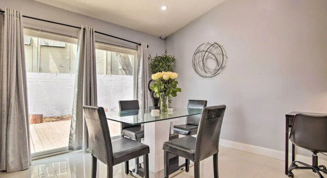 Lovely Lauderhill Retreat < 12 Mi to Beach!, Reserva ahora Hotel Lauderhill Florida