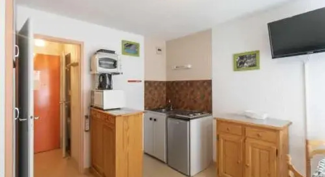 Studio Cauterets, 1 pièce, 4 personnes - FR-1-401-23, Забронировать Отель Котре Pyrenees National Park