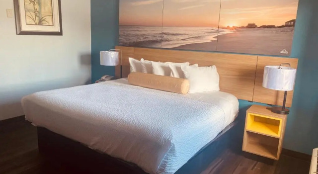 Номер Standard Days Inn by Wyndham Queensbury/Lake George