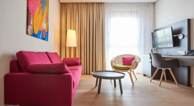 4-Sterne-Superior Hotel Calamus in Kehl, Réserver Hôtel Hôtels à Bade-Wurtemberg avec parking, Parking