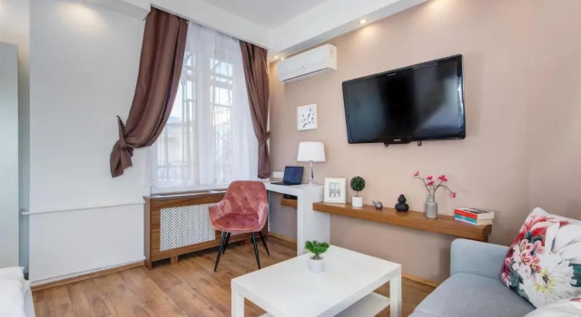 Premium Studio Szervita Square, Забронировать Отель 05. Внутренний город - Город Леопольда Будапешт, рядом с Базар Королевского сада