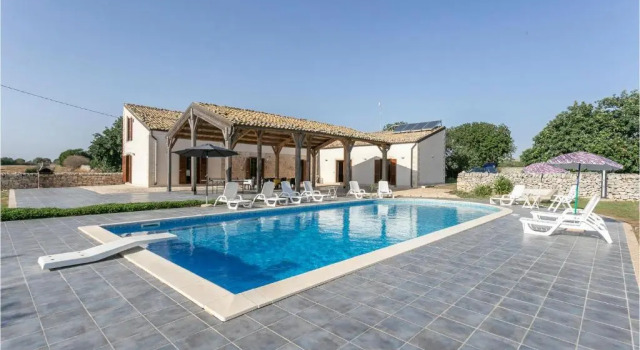 Коттедж Stunning Home In Ragusa