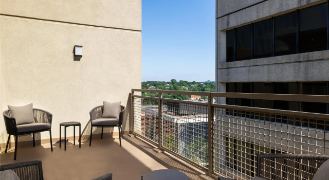 Трёхместный люкс Hampton Inn & Suites - Roanoke-Downtown, VA
