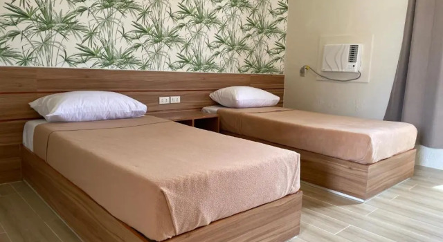Двухместный номер Deluxe Red Knight Gardens