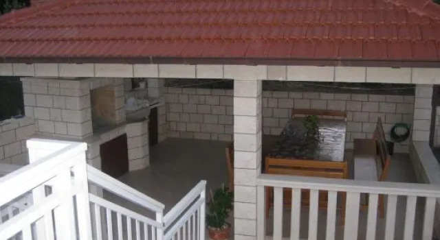 Apartments Ivona, Забронировать Апартаменты/квартира Лумбарда остров Корчула, рядом с Частный Пляж «Апартментс Зуре»