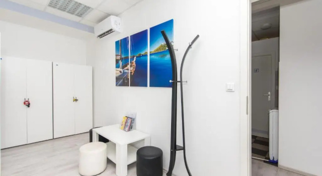 Кровать в общем номере с видом на море Hostel Petra Marina