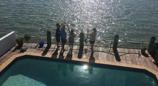 Апартаменты Moreton Bay Beach Lodge