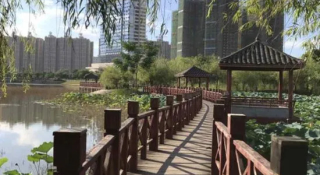 Vienna Hotel, Rezerwuj Hotel Hotele w Nanning z parkingiem, Parking