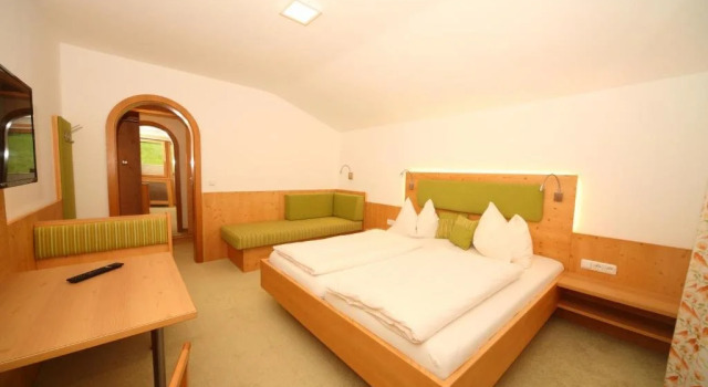 Pension Sonnwendhof, Boek Hotel Hotels in Stiermarken met parkeren, Parkeren