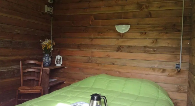 O2 Camping, Book Campground Hotels in Manche with Parking, Parking