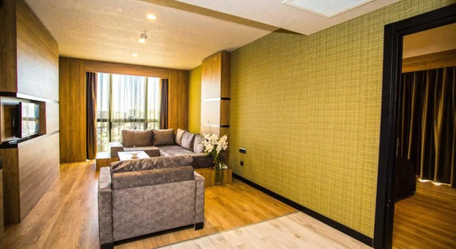 Семейный люкс Sky Business Hotel