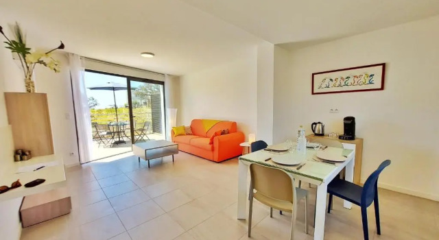 Appartement AMALIA - Terrasse vue mer - Wifi - Parking - PORTICCIO, Varaa Huoneisto Porticcio 