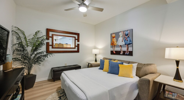 Newly Updated Golf Villa w/ Free Golf May-oct, Забронировать Вилла Бизнес-отели Нейплс, 4* 5*