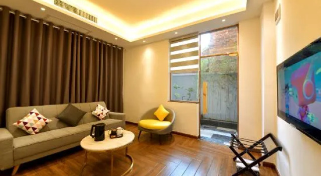 Люкс Deluxe Zhaoqing Ruhe Lakeview Homestay (Qixingyan Paifang Branch)