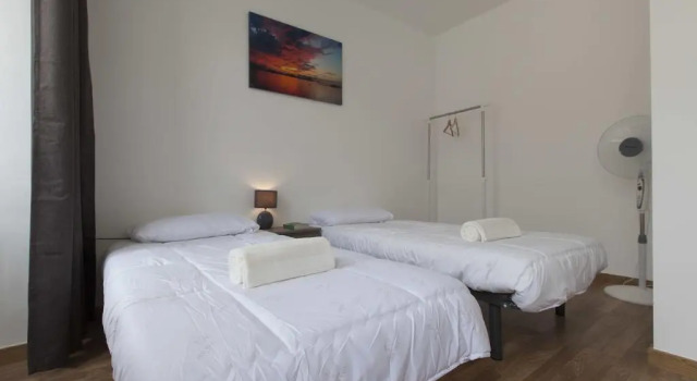 Guest House First Floor, Забронировать Гостевой дом Гостевые дома Лагуш, рядом с Пешеходная улица Баррока, Гостевой дом